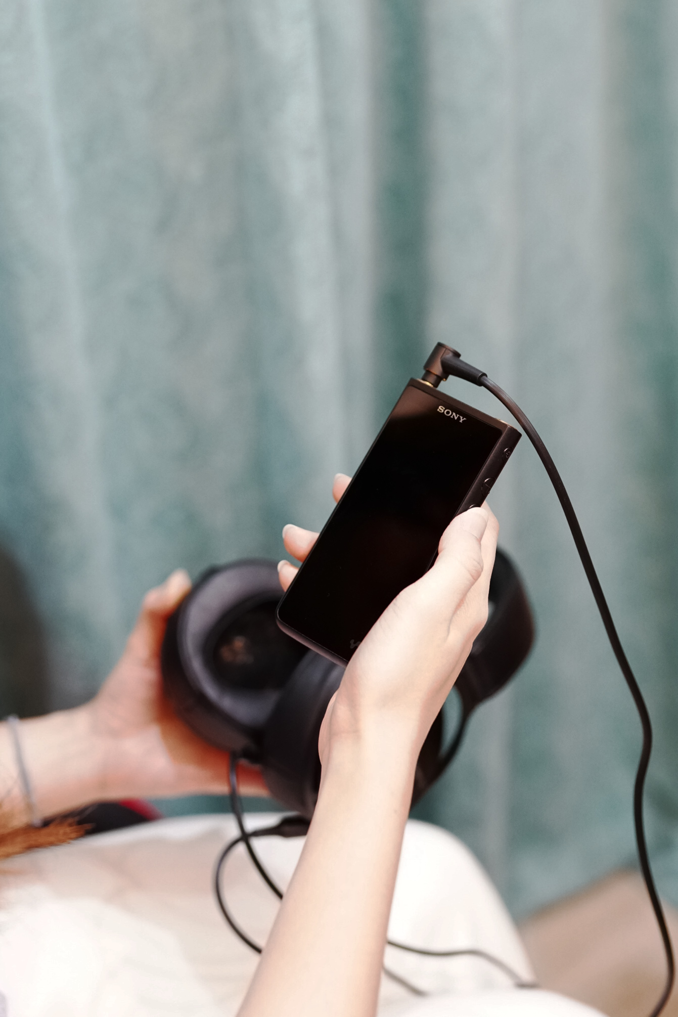 必一_
抛开信仰仍然堪称优秀 年度入手最值的HIFI播放器之索尼ZX505(图7)