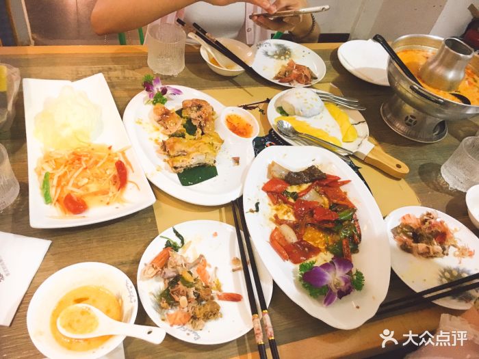 想自己设计屋子结构?很简朴拖拽几下就可以,免费开源很好用:必一(图1) b体育